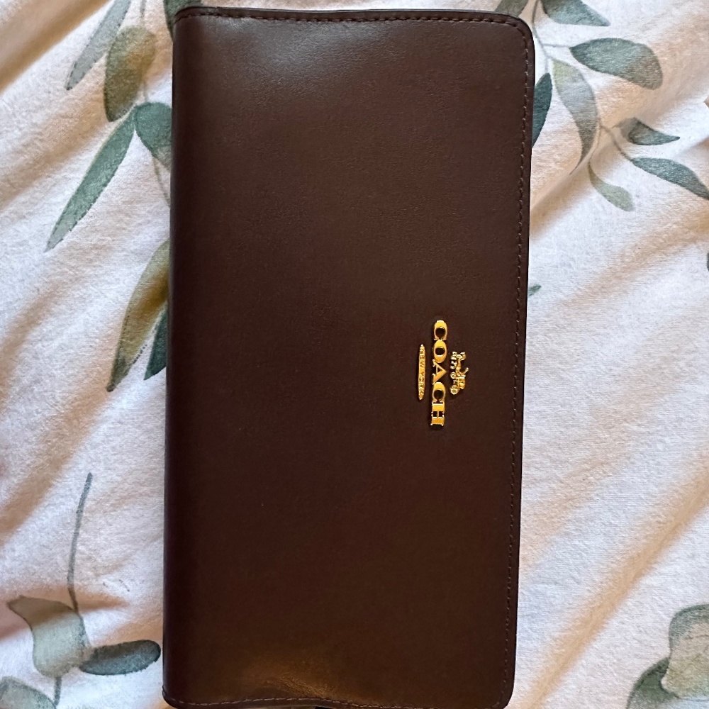 New coach wallet